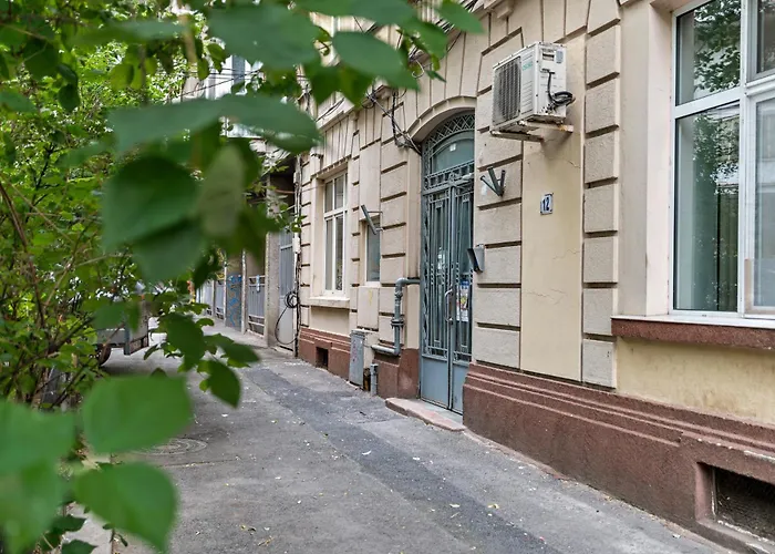 Quiet In Near Cismigiu